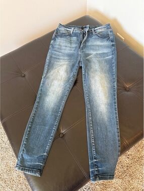 Judy Blue Skinny Fit Stretch Jeans 15/32
